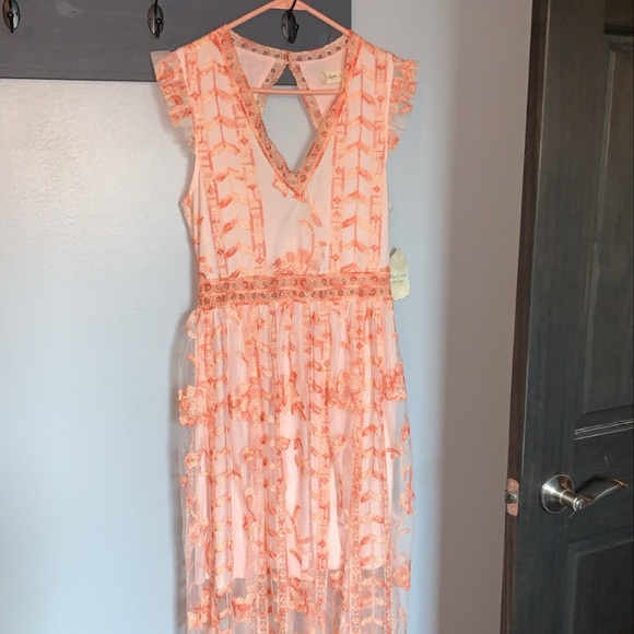 Altar’d State Dress - Picture 5 of 6